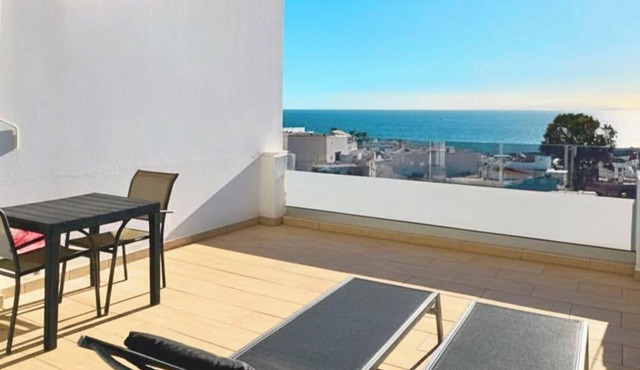 Zaffiro - Sea view terrace, heated pool in Puerto Del Carmen
