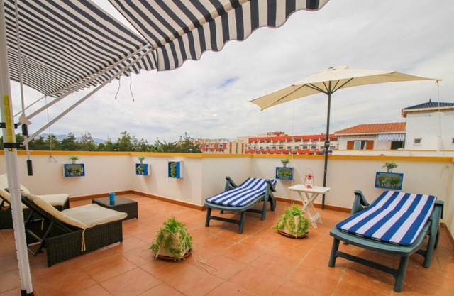 2 bedroom apartment with 2 terraces located on 2nd floor.