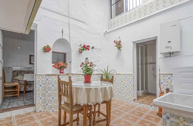 Hilltop Holiday Home in Villanueva de San Juan