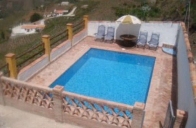House - 6 Bedrooms with Pool and WiFi - 108798