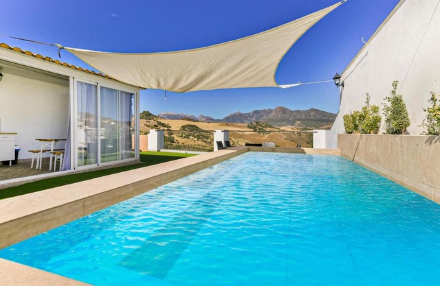 Montecorto Swimming Bedrooms 