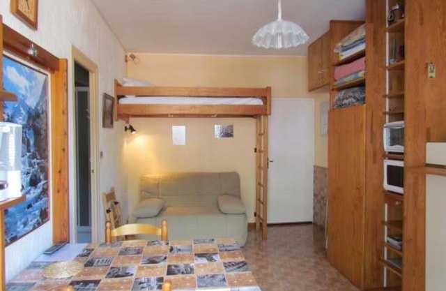 Cauterets Persons 