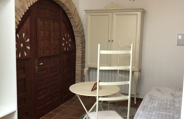 Theater Retreat (Suite 7)
