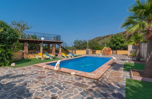 Paraiso Sedella 