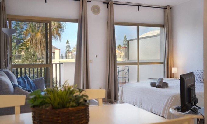 Nikki Beach Apartment | 50 m² Studio flat ∙ 1 bedroom ∙ 2 guests