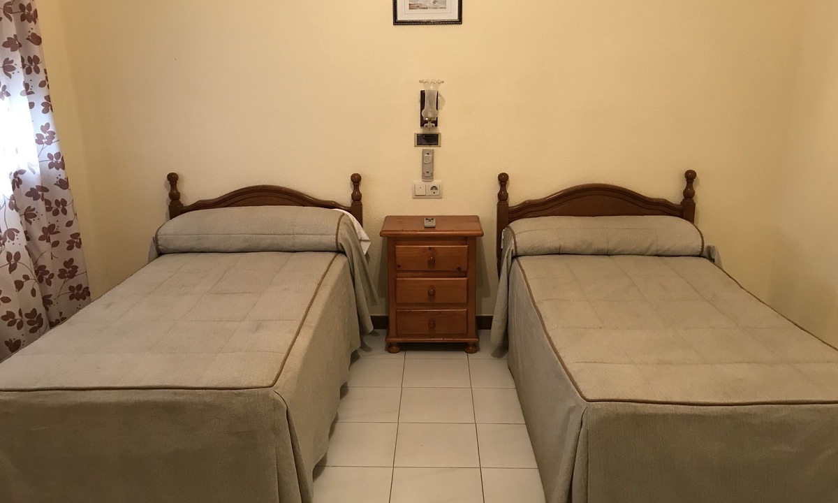 Madridejos Hostel | Santa Ana Hostal