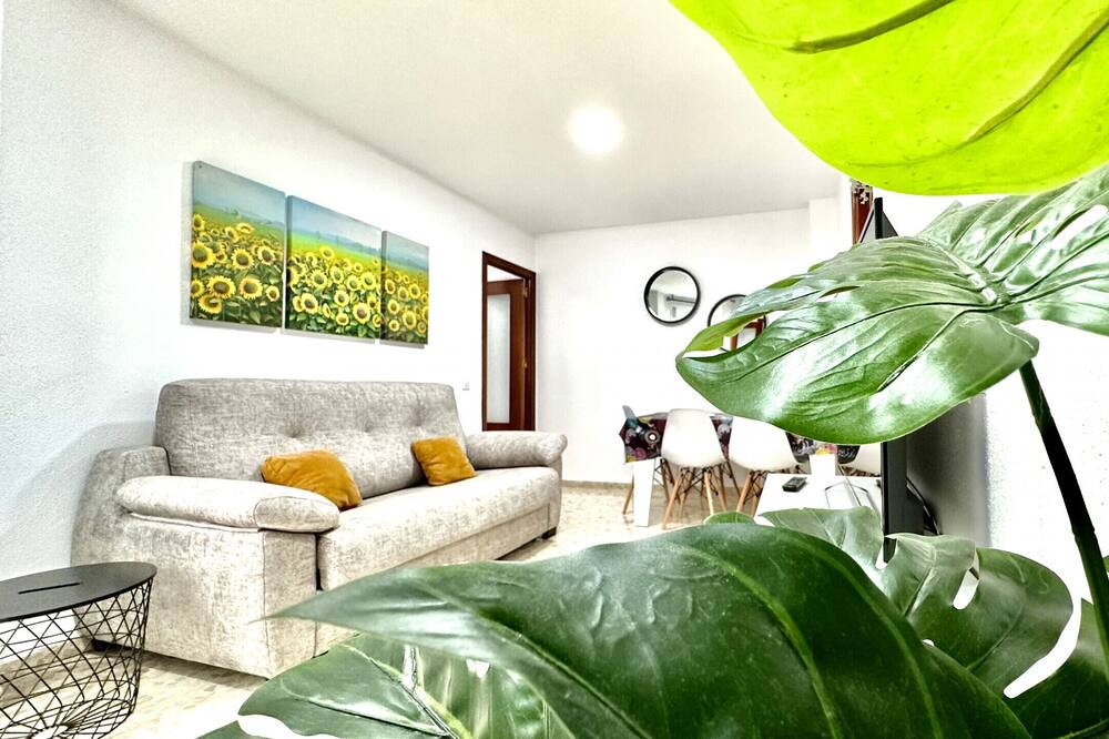 Rota Apartment | GIRASOLES Rota Apartment by Cadiz4Rentals