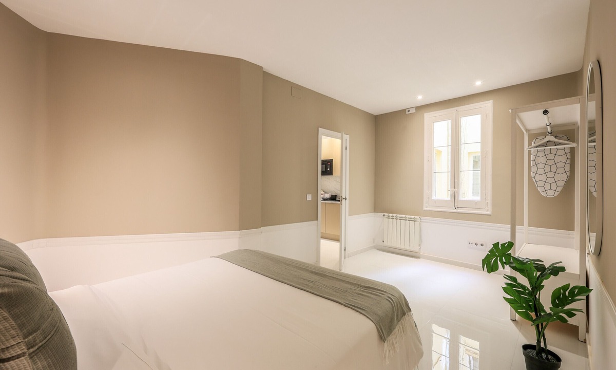 Las Acacias Apartment | Incredible renovated designer apartment 5ºI-D