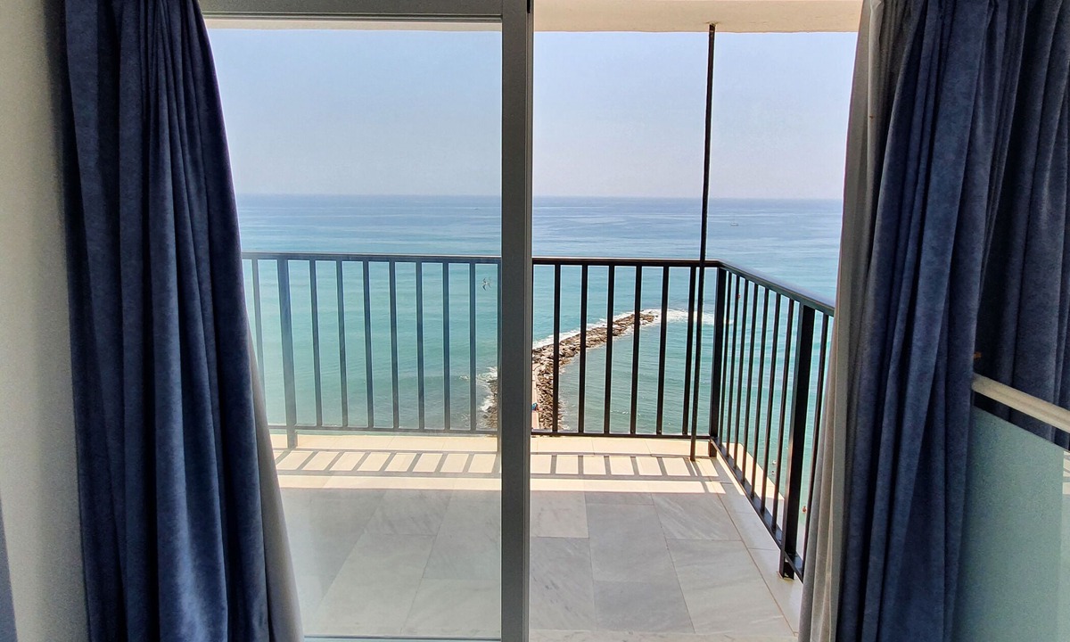 Marbella Seafront Promenade Apartment | Skol 715 - Spectacular Corner Duplex Apartment in Skol Marbella