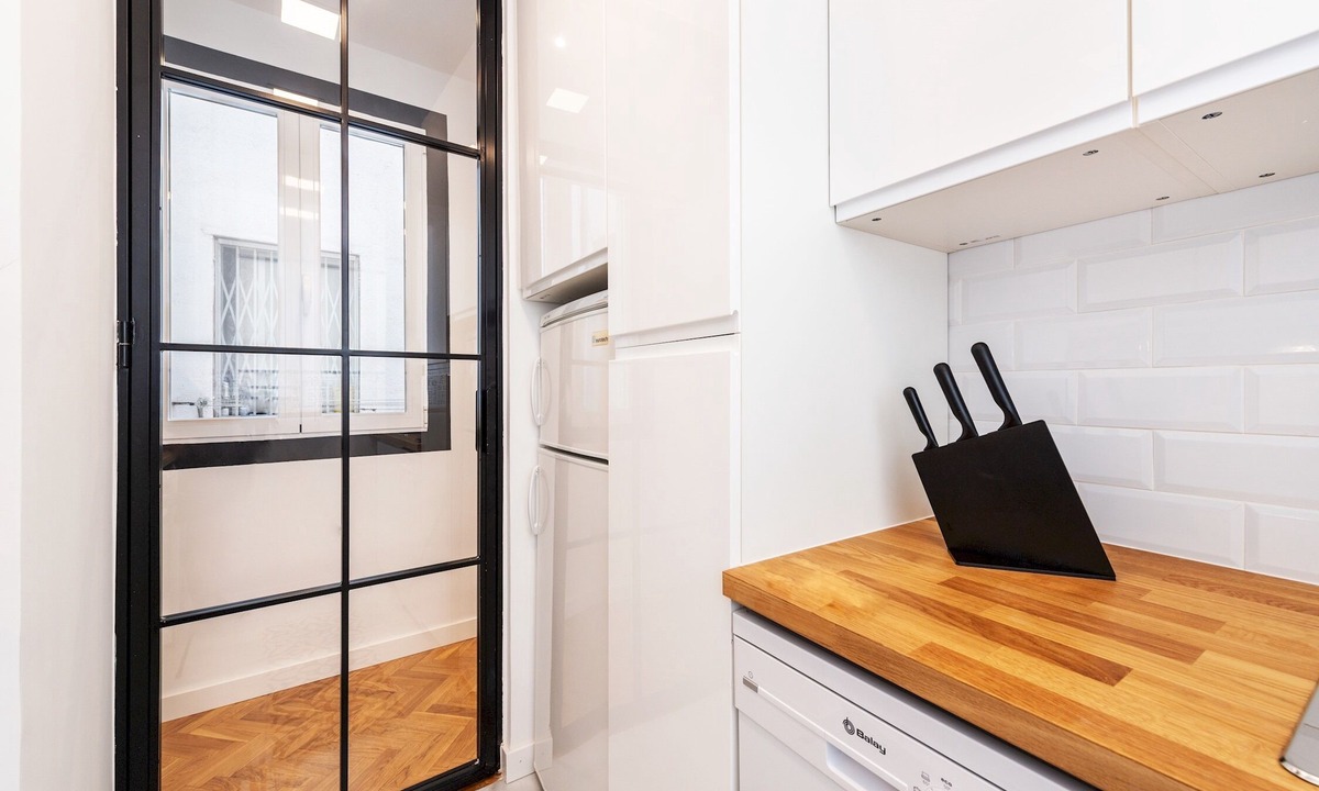 Jeronimos Apartment | Genteel Home Atocha - Two Bedroom Apartment, Sleeps 4