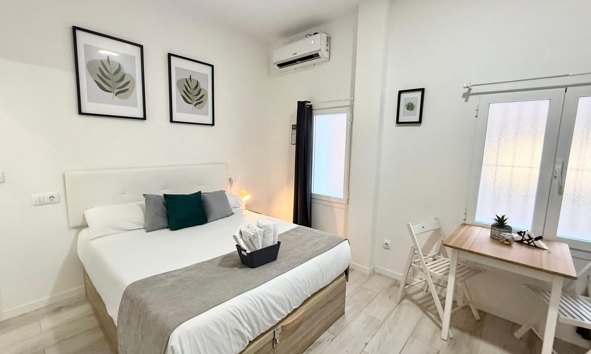 Almenara Apartment | Cinco Torres Suites