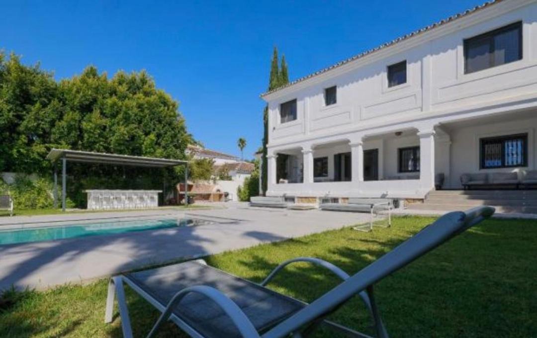 Golden Mile Villa | Villa Puerto Banus BBQ1