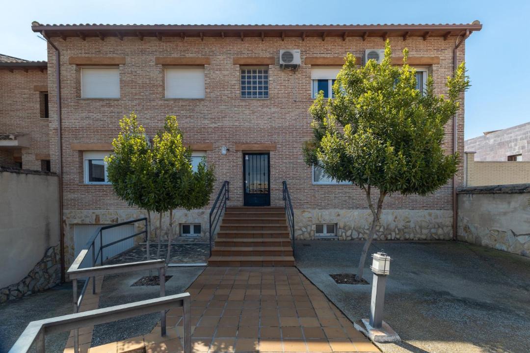 Galvez House | Callejon Del Pozo