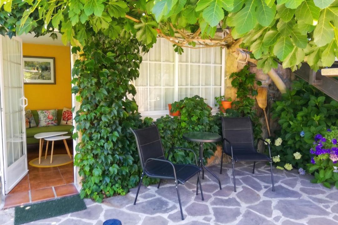 Altavista Apartment | Cozy apartment in Collado Villalba 100 m² with open garden