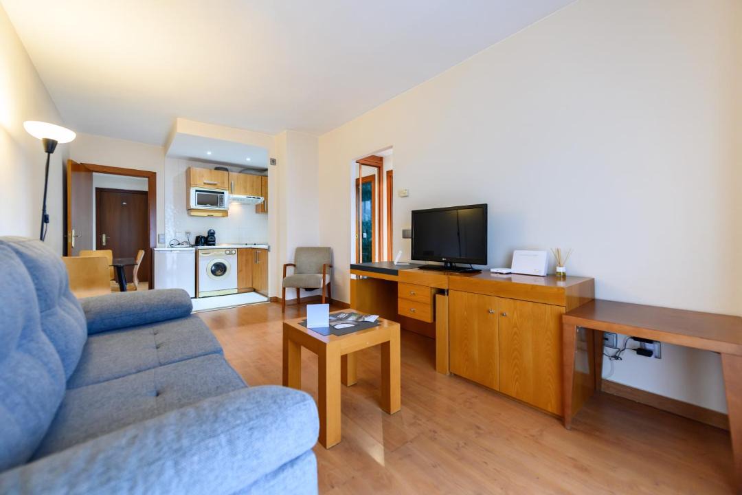 Cotos Apartment | MLE16A2320 - Amplio piso 1 dormitorio en Chamartín - Alquiler temporal
