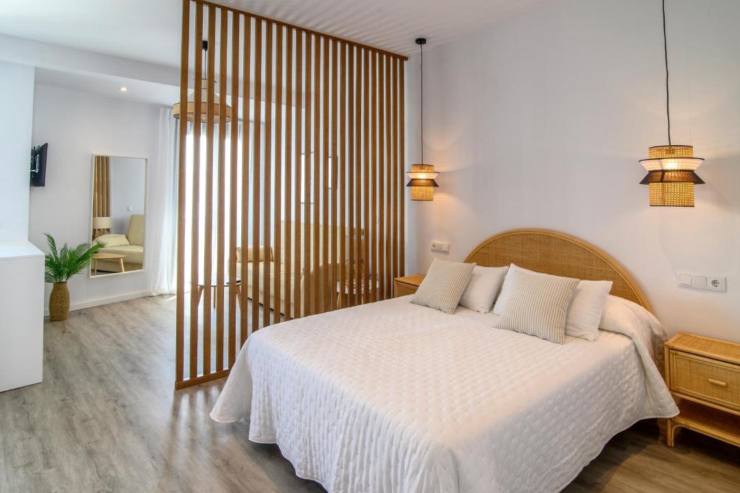 Fuentes de Andalucia Hotel | Antonella Suites