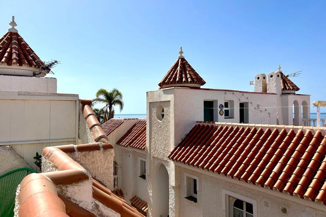 Mezquitilla Apartment | Encantador ático cerca del mar