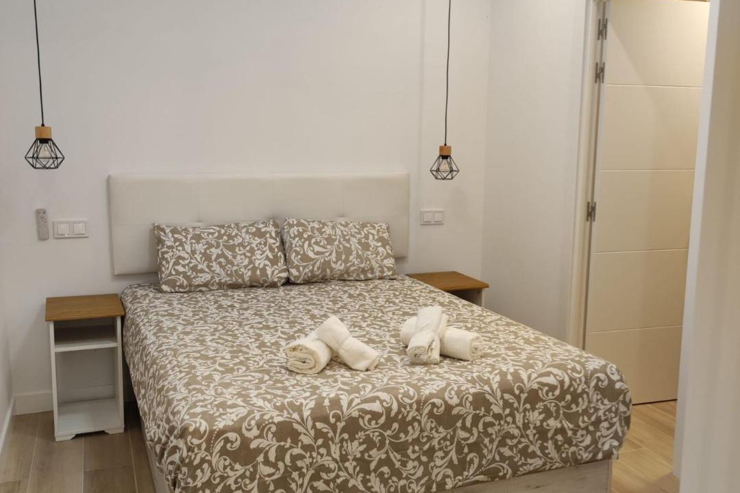 Almenara Apartment | AV. Asturias Apartamento