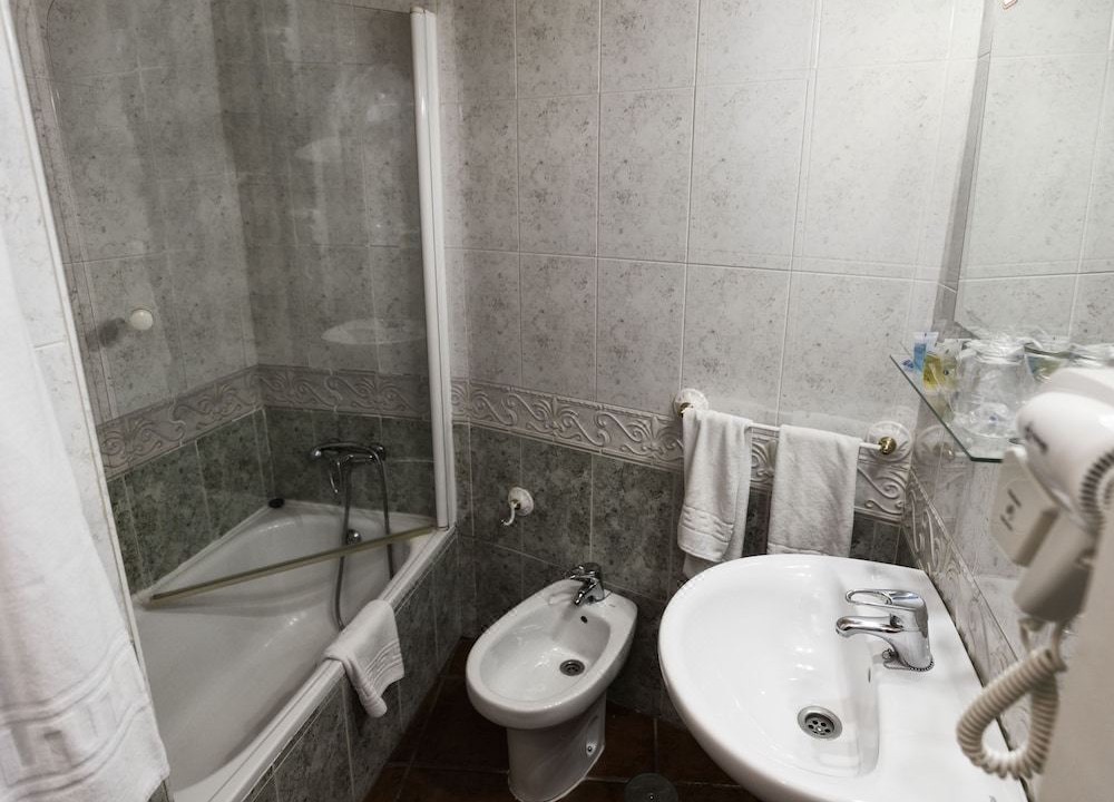 Photo of Bathroom in Zafra Old Town