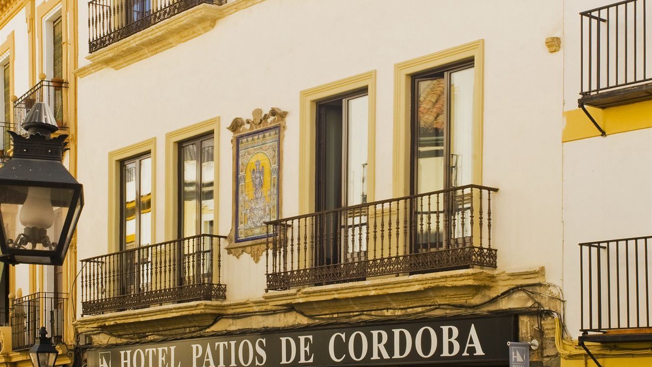 Photo of Buildings in Distrito Centro