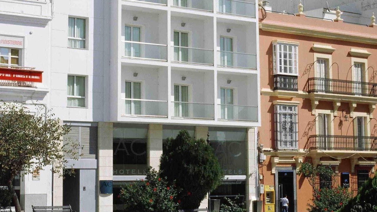 Photo of Buildings in San Fernando