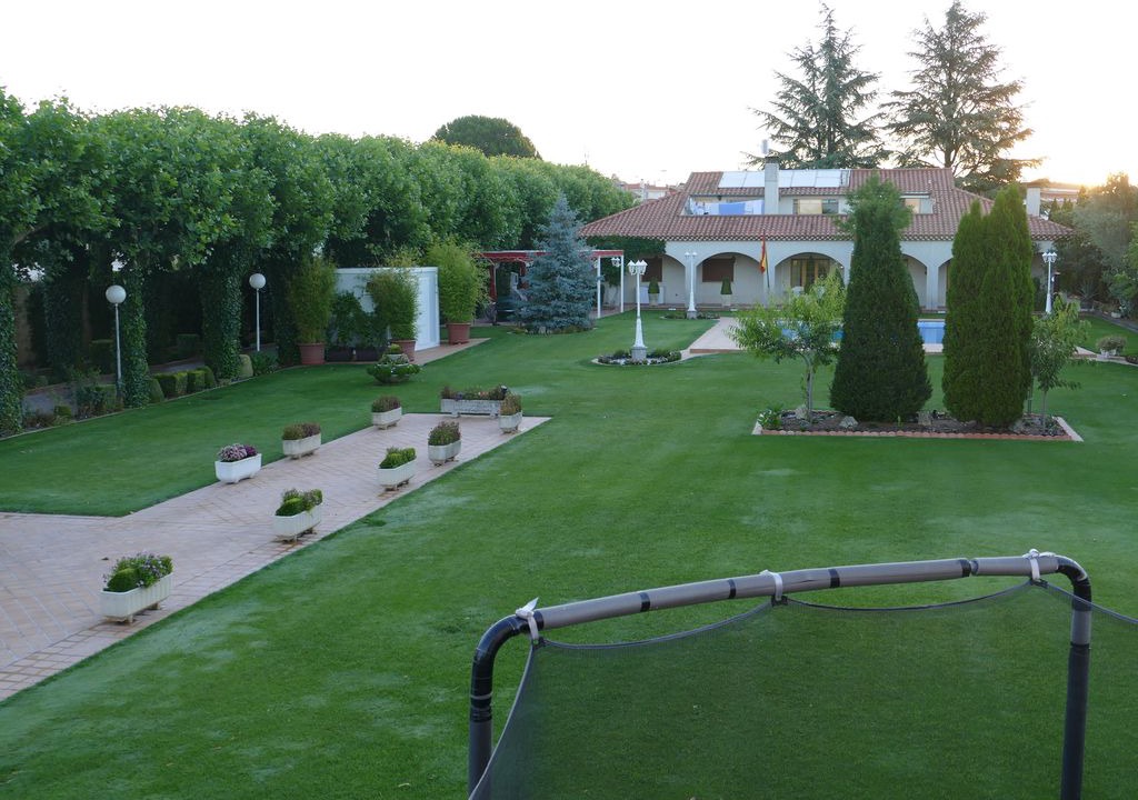 Photo of Buildings in Villamayor