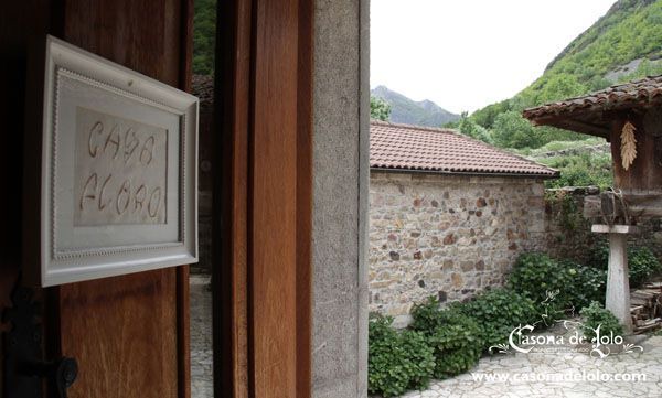 Photo of Buildings in Caunedo