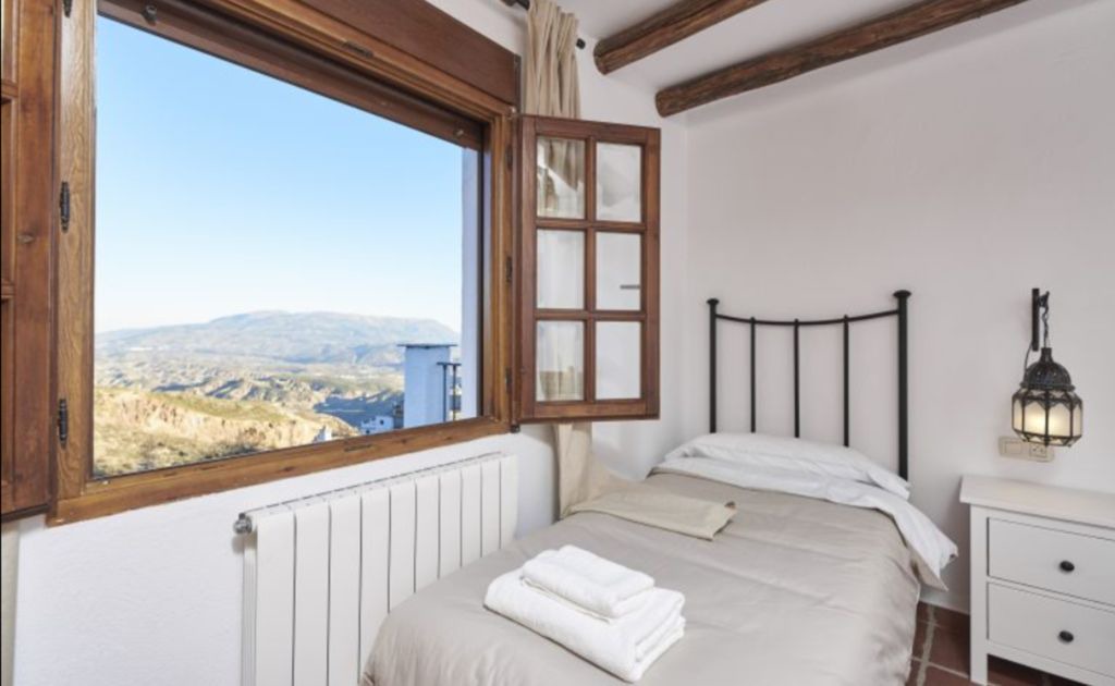 Photo of Bedroom in Yegen