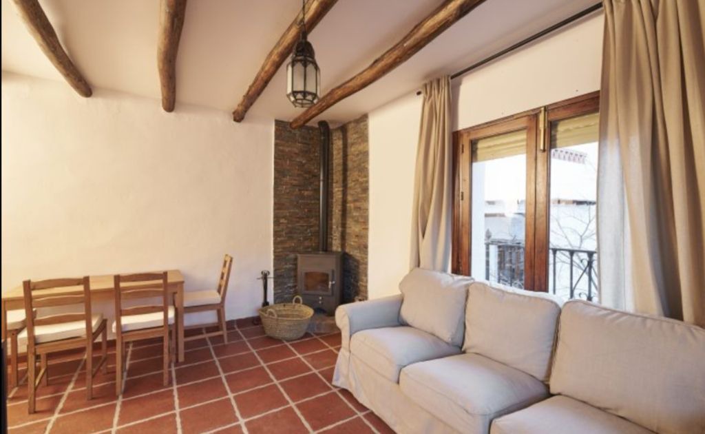Photo of Livingroom in Yegen