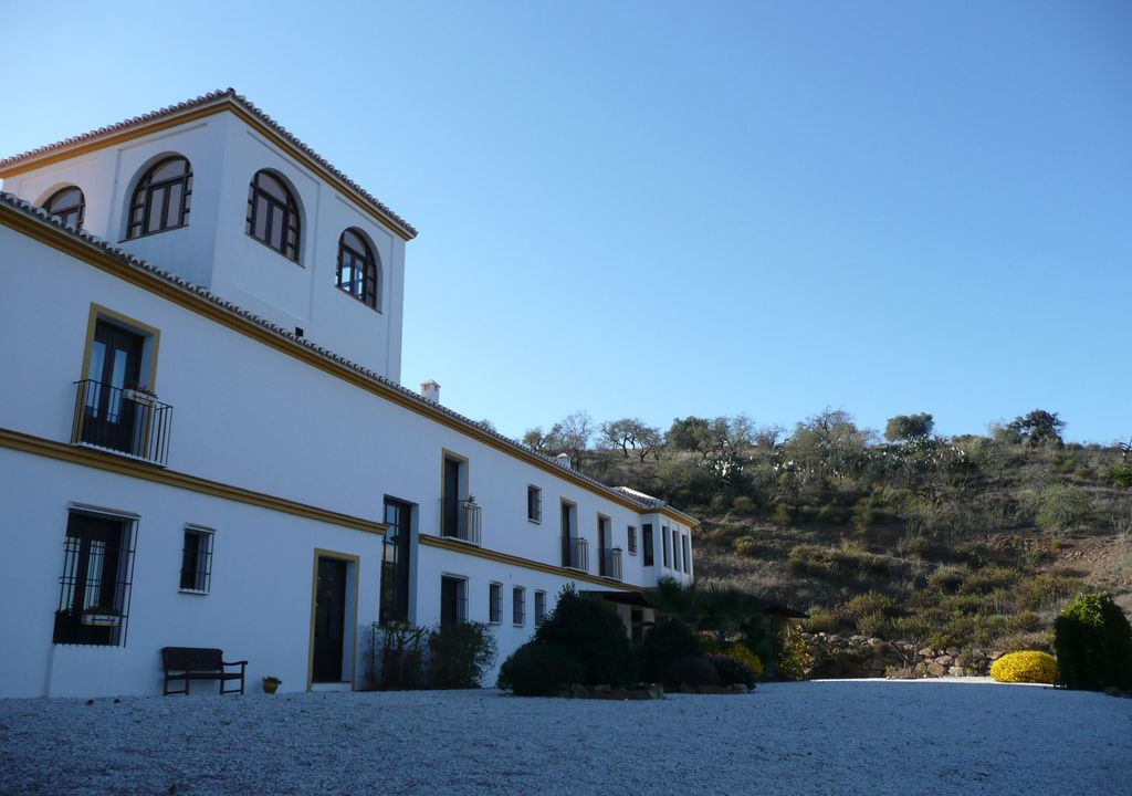 Photo of Buildings in Almogia