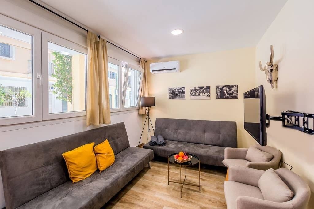 Photo of Livingroom in La Goleta