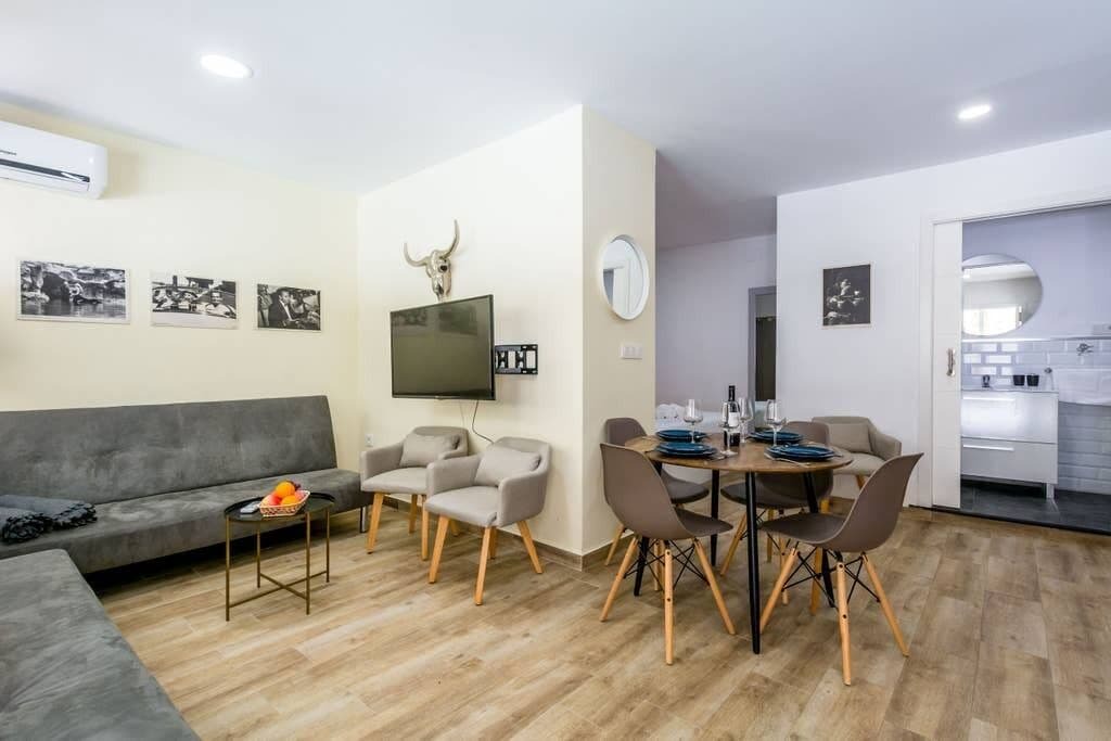 Photo of Livingroom in La Goleta