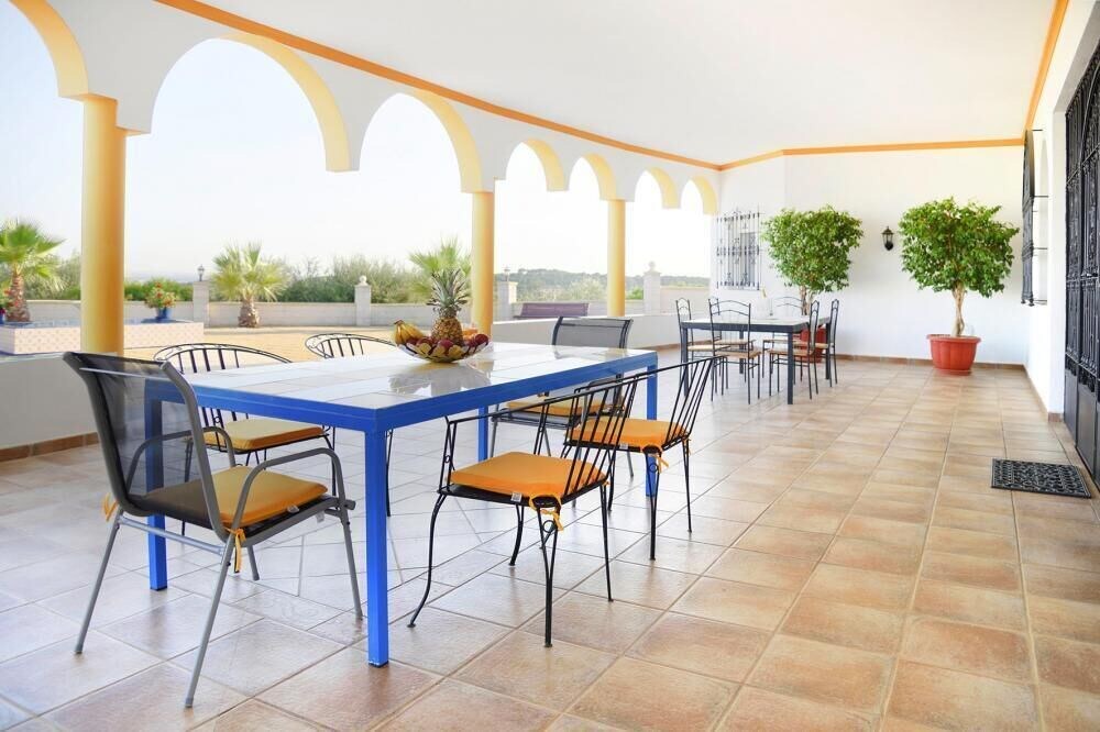 Photo of Patio Balcony in Lora Del Rio