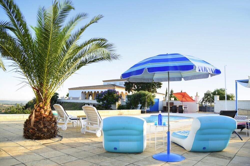 Photo of Outdoor in Lora Del Rio
