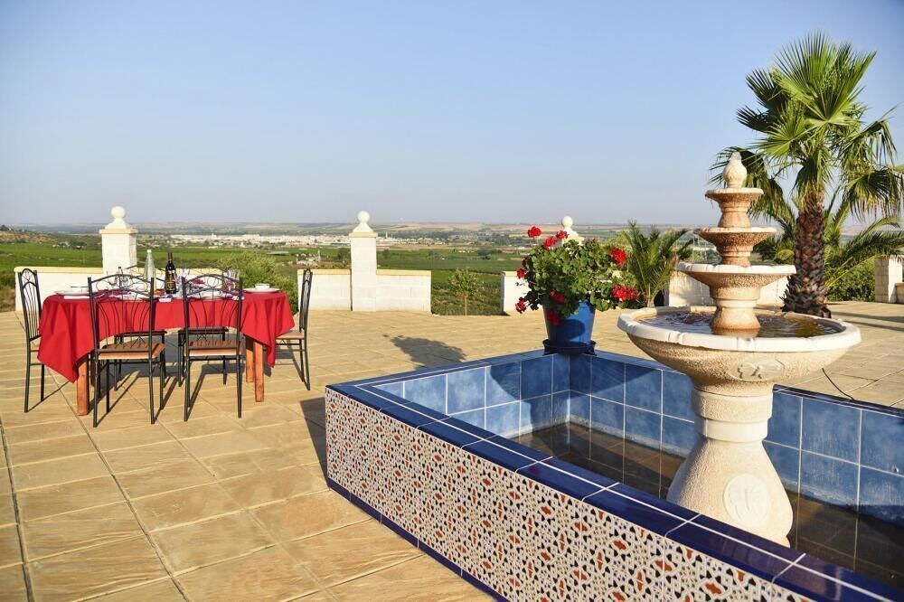 Photo of Patio Balcony in Lora Del Rio