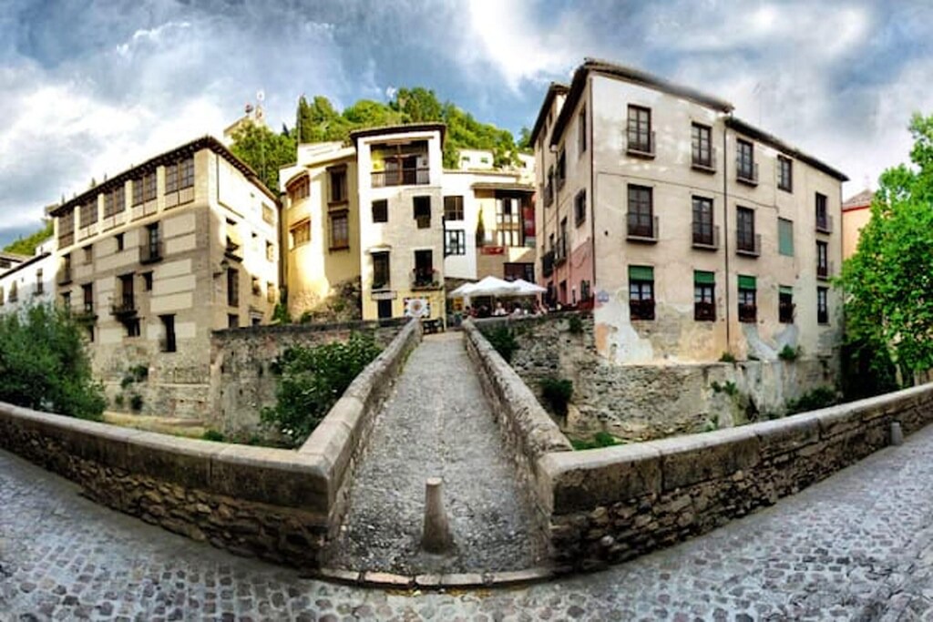 Photo of Buildings in Albaicin