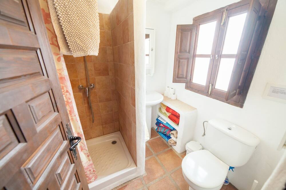 Photo of Bathroom in Villanueva del Trabuco