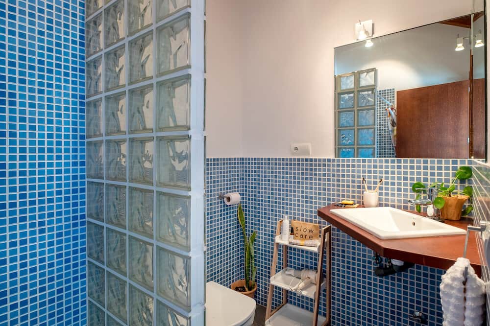 Photo of Bathroom in Benagalbon