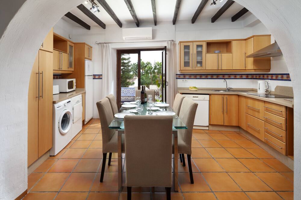 Photo of Kitchen in Oasis del Capistrano