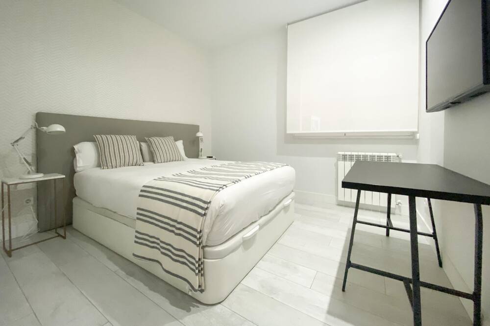 Photo of Bedroom in Castellana