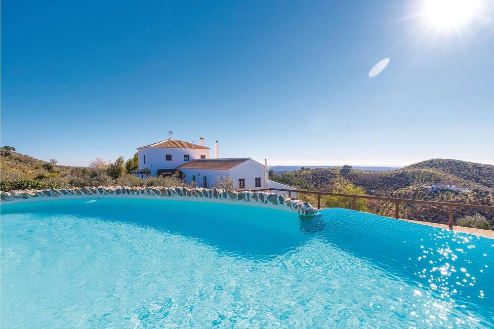 Photo of Outdoor in Constantina