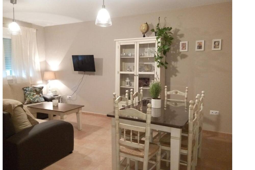 Photo of Livingroom in Benaojan