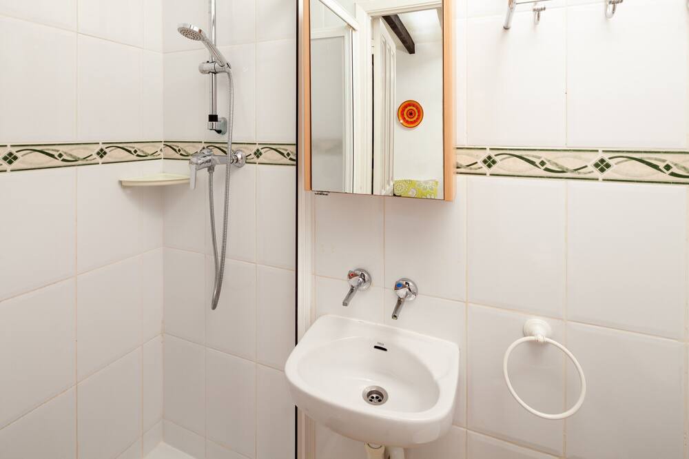 Photo of Bathroom in Oasis del Capistrano
