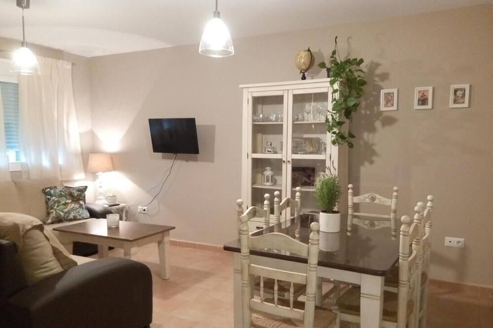 Photo of Livingroom in Benaojan