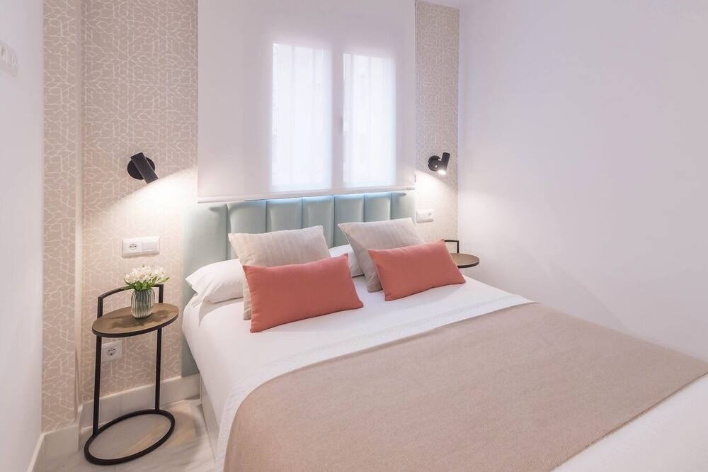 Photo of Bedroom in Explanada de la Estacion