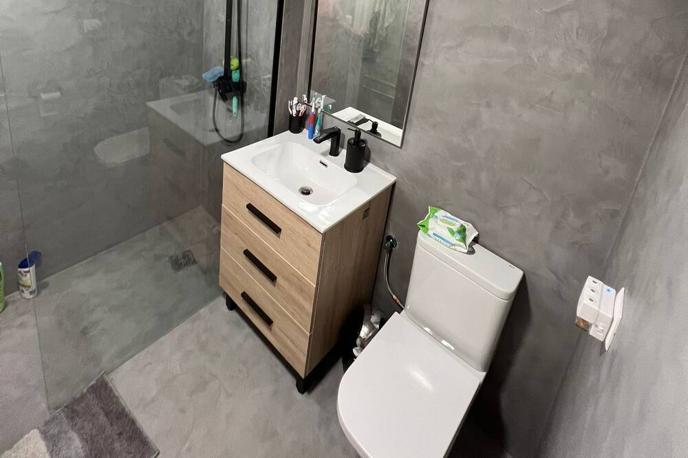 Photo of Bathroom in Benagalbon