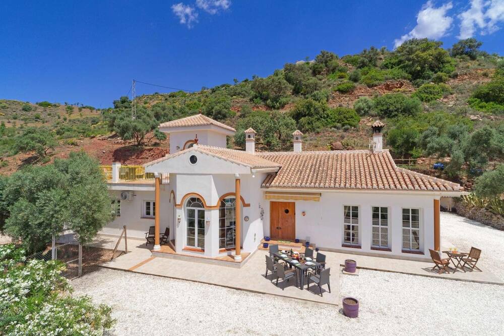Photo of Outdoor in Almogia