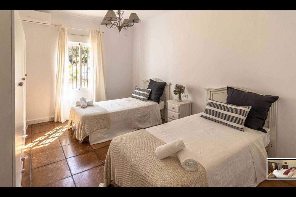 Photo of Bedroom in Lora Del Rio