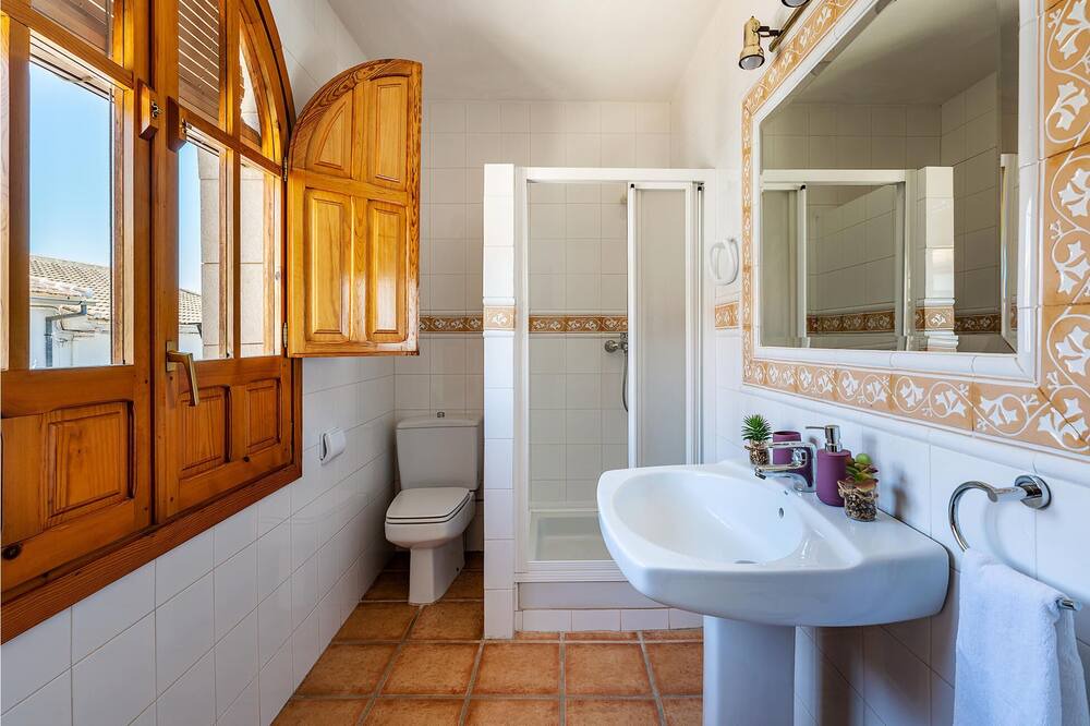 Photo of Bathroom in Villanueva de Tapia