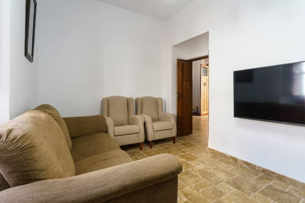 Photo of Livingroom in Valle de Abdalagis